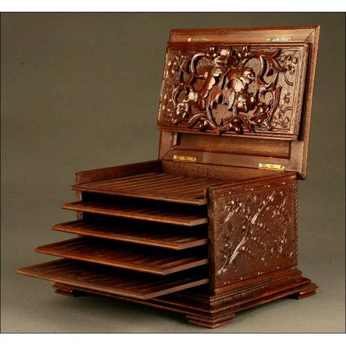 Antique Hand Carved Black Forest Wood Cigar Humidor.