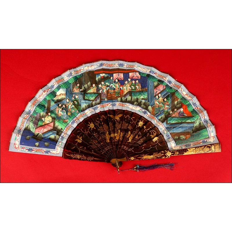 Antique Chinese Fan of the Thousand Faces, in Lacquered and Decorated Wood. XIX Century