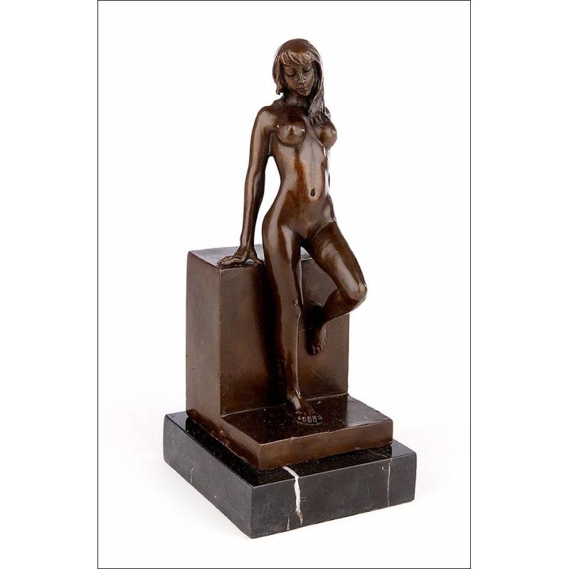 Vintage Brass Nude English Woman Sculpture Statue Figure Figurine Wood Base