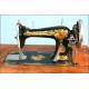 Antique Singer Sewing Machine. Pp. S. XX