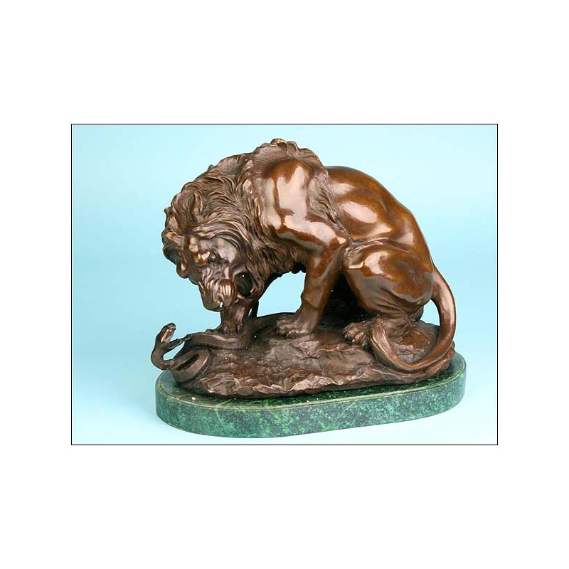 "El león y la serpiente" de Antoine-Louis Barye. Bronce