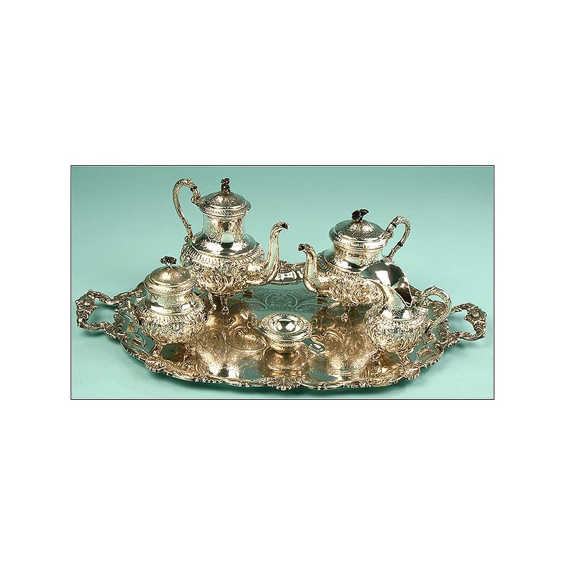 Coffee-Tea Set with Tray in Solid Silver (3751 grs.). Spain. 20th Century