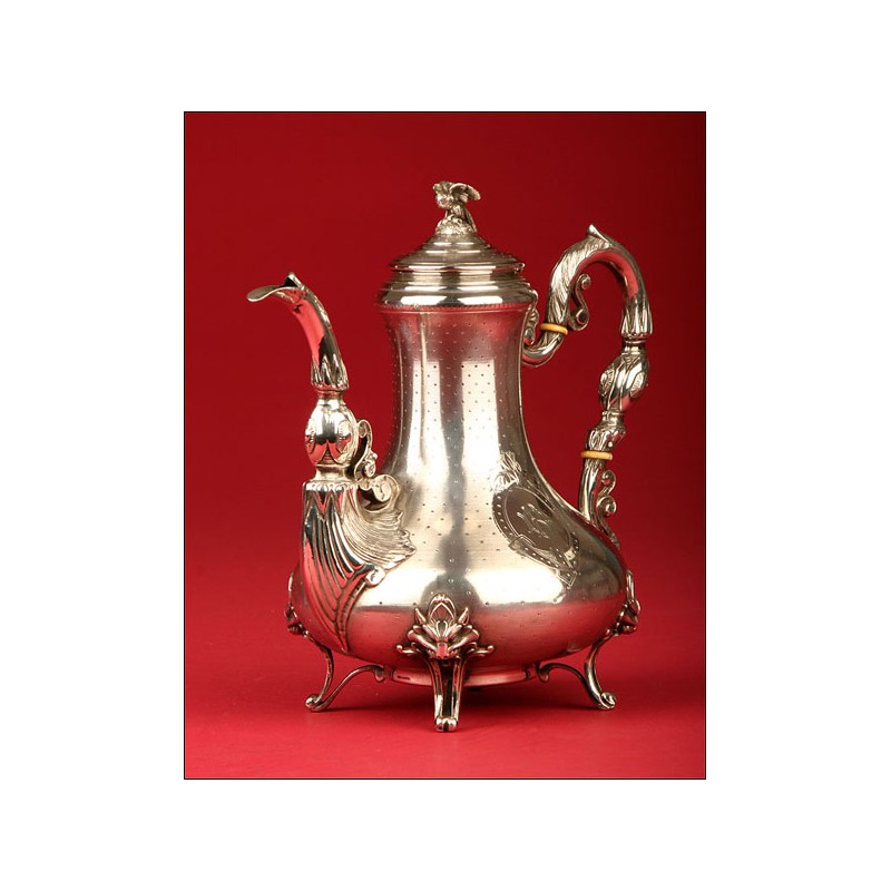 Extraordinary Large French Coffee Pot in Solid Silver. XIX Century