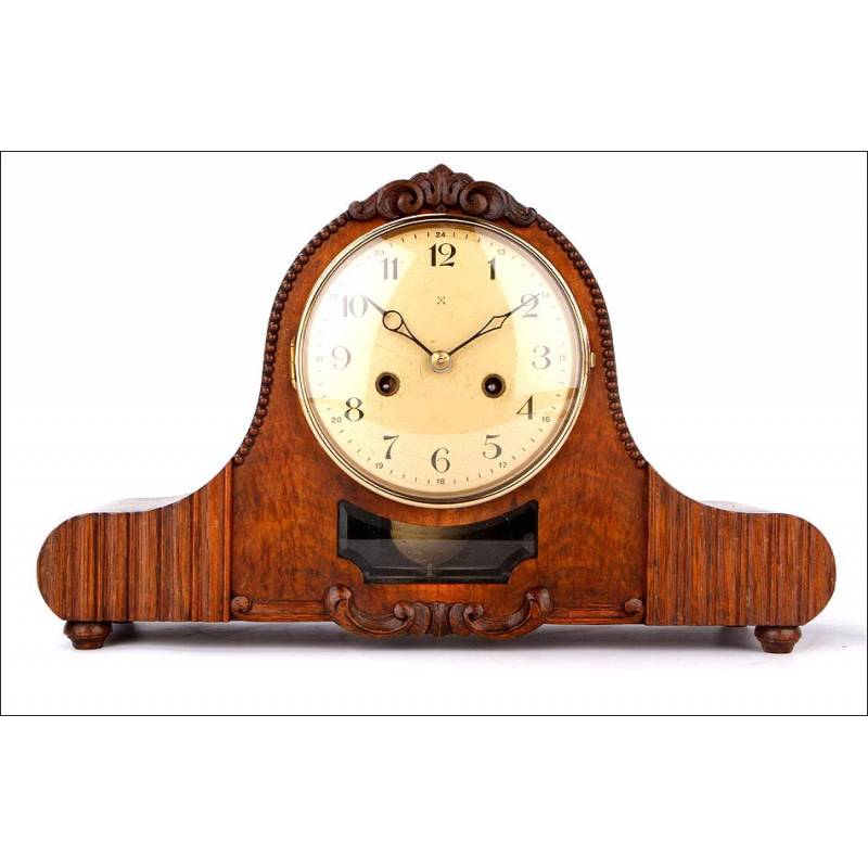 Beautiful Junghans Mantel Clock in perfect working order. Germany