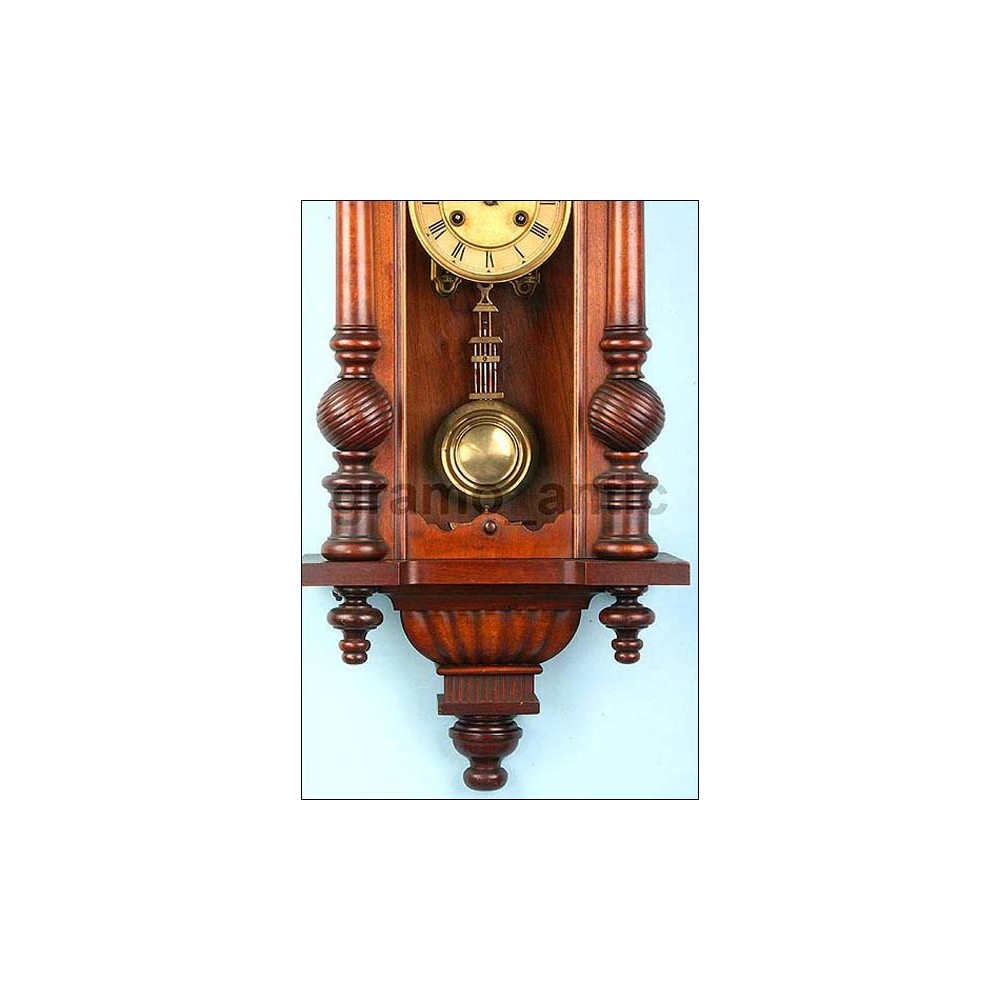 Fantastic wall clock with Junghans chime. 1890