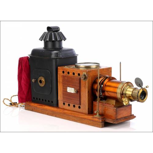 Antique Stroud & Rendell's Great Magic Lantern. England, Circa 1900