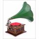 Antique horn gramophone New Phono Mod. 12. Spain, 1920.