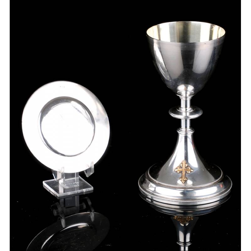 Antique Chalice and Paten in Solid Silver. France, Circa 1900