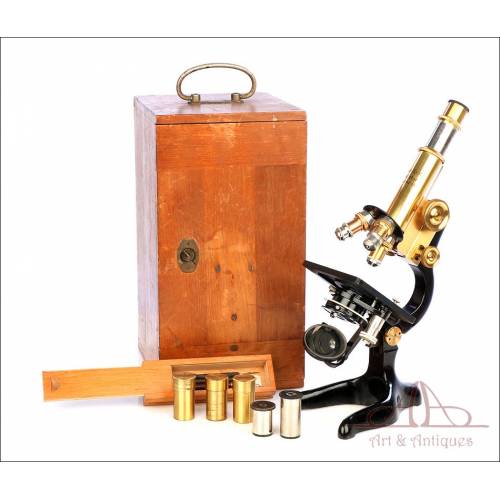 Striking Antique Leitz Wetzlar Microscope. Germany, Ca. 1923