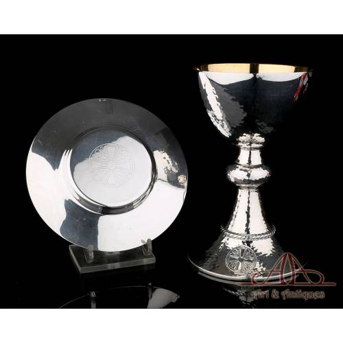 Vintage Solid-Silver Chalice and Paten Set. Spain, 20th Century