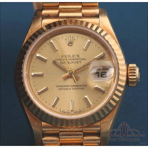 Rolex Oyster Perpetual Datejust en Oro de 18K. Dama. Suiza, 1997