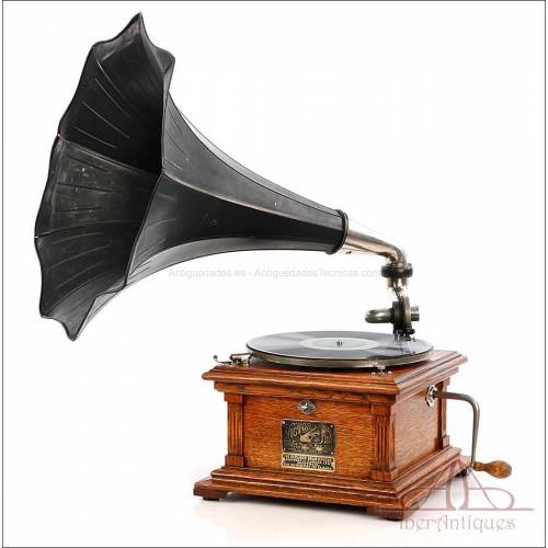 Antique Victor II Type M Gramophone-Phonograph. USA, 1907
