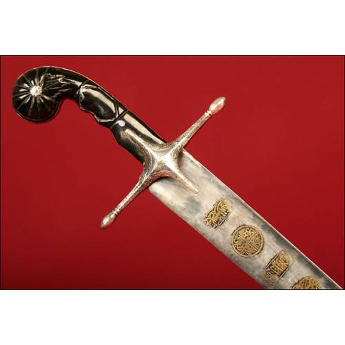 Spectacular Ottoman Kilij in Solid Silver with Gold Inlay. XIX Century