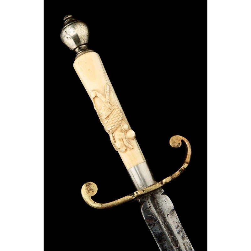 Beautiful Hunting Dagger with Ivory and Brass Hilt. Spain, XVIII Century