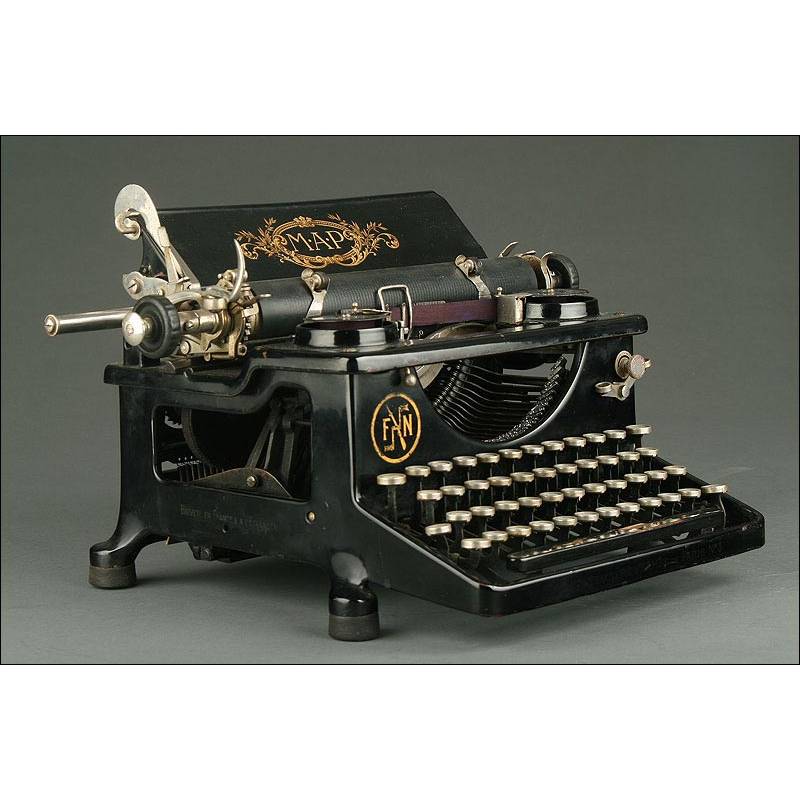 Antique Royal Standard Typewriter c. 1921