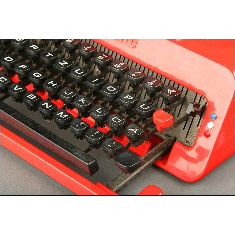 Preciosa Máquina de Escribir Olivetti Valentine de 1969. En Perfecto Estado  y Funcionando Bien