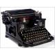 Hispano Olivetti M40 Typewriter, in very good condition. Barcelona, 1940's. Working