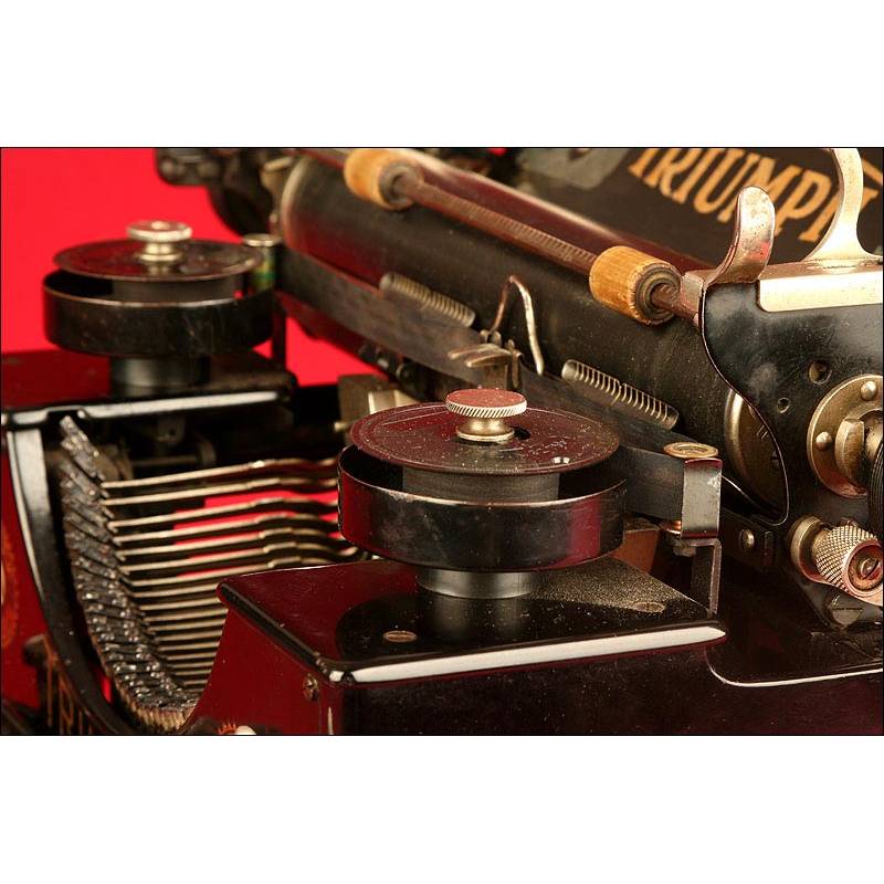 Antigua Máquina de Escribir Marca Triumph, Año 1926.  Maquina de escribir, Máquinas  de escribir de la vendimia, Gabinetes de curiosidades