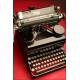 Nice Royal Typewriter in Perfect Condition. 1930's.