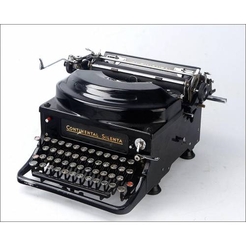 Antique Continental Silenta Typewriter in working order. Germany, 1930's