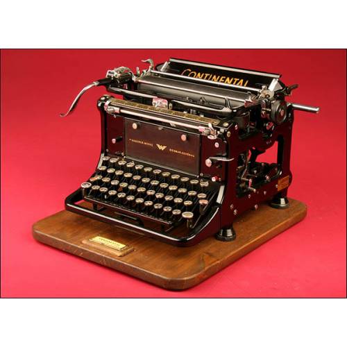 Beautiful German Continental Typewriter, Standard Model. 1936.