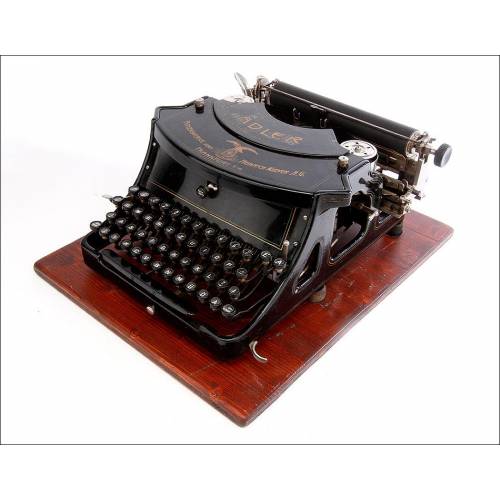 Fantastic Adler 15 typewriter in good condition. Germany, 1909