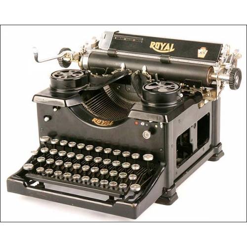 Royal 10 typewriter. 1914