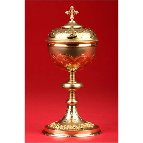 Magnificent Solid Silver Gilded Ciborium. France, XIX Century.