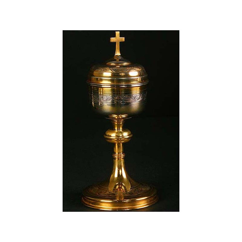 Antique gilded silver ciborium.