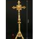 Enorme cruz de altar en bronce. S.XIX. 70 cms de altura