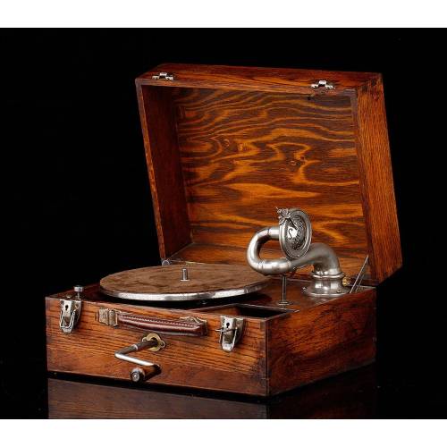 Antique Wooden Portable Gramophone. England, 1920s