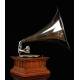 Elegant Deluxe Parlophon Gramophone in Excellent Condition. Germany, 1915