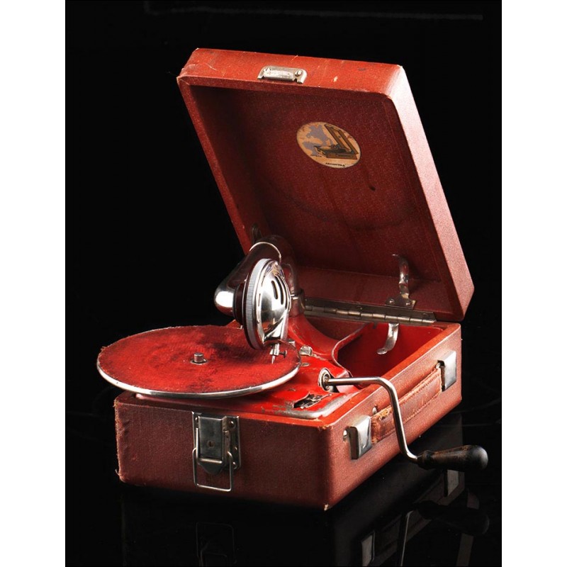 Original Suitcase Gramophone in Working Condition. USSR, 1920s