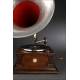 Neuton horn gramophone in very good condition. Germany, Circa 1915. Magnificent sound.