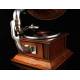 Magnificent HMV horn gramophone in excellent condition. Great Britain, 1905-10