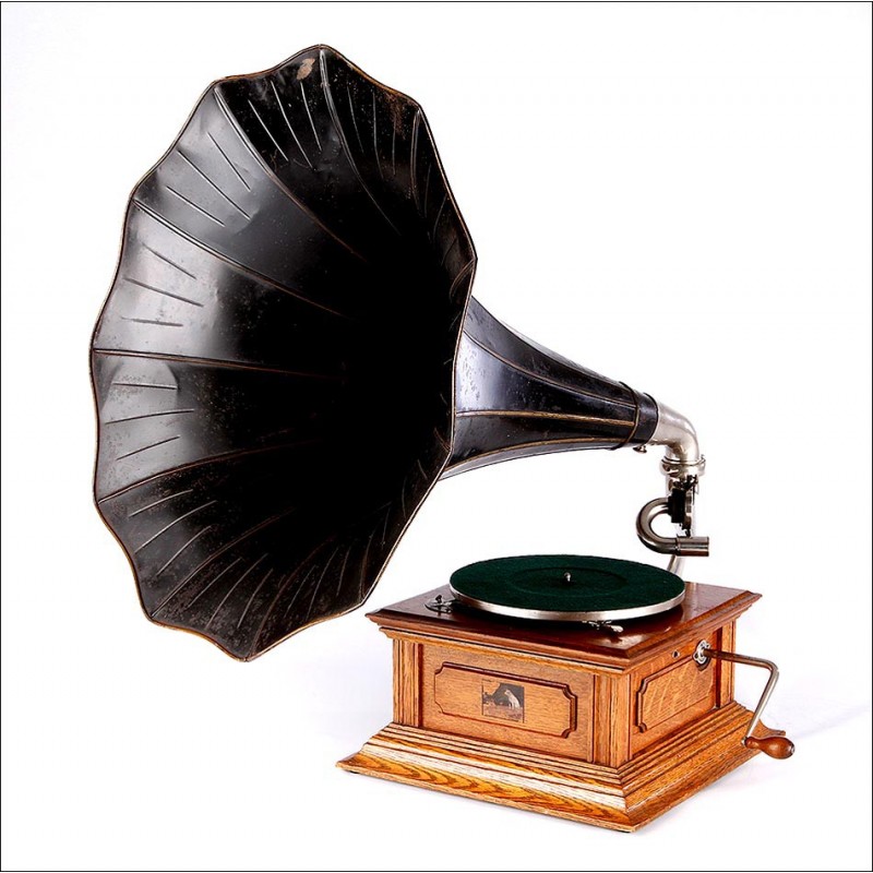 Very nice horn gramophone His Master's Voice, Monarch IV. England, 1913