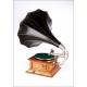 Very nice horn gramophone His Master's Voice, Monarch IV. England, 1913