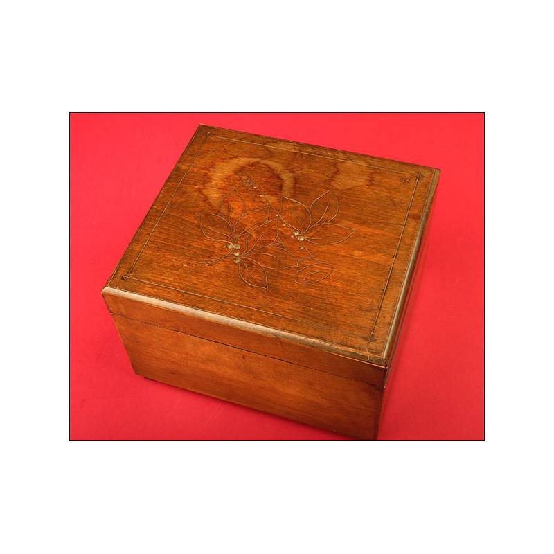 Caja de madera alemana