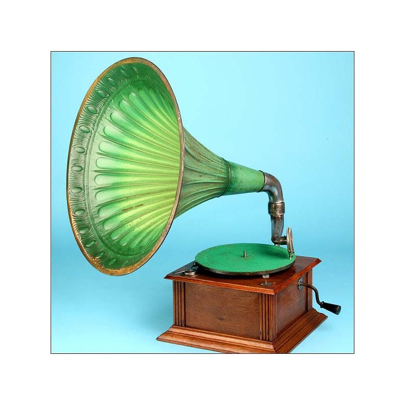 horn gramophone Perfectaphone. 1910.