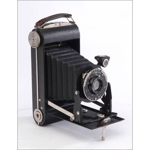 Beautiful Kodak Junior Six-20 Series III Bellows Camera, Working Fine. USA, 1930's