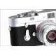 Leica M2 Camera Manufactured in 1964. In Very Good Condition and Working Perfectly