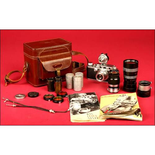 Fantastic Leica IIIa Camera with Photographic Equipment. Ca.1937.