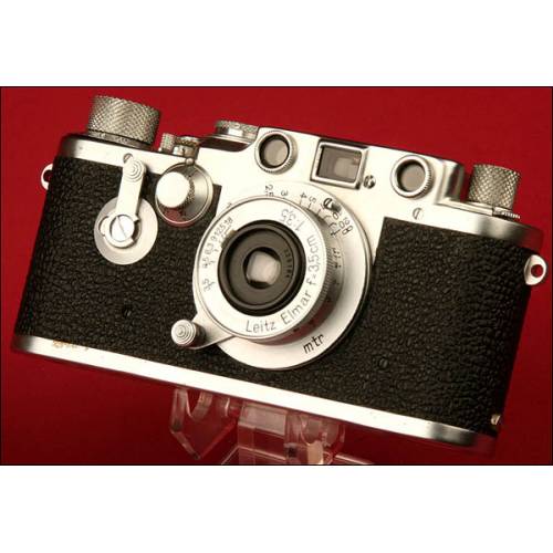 Fantastic Leica Camera Model IIIC converted in IIIF. Ca.1950.