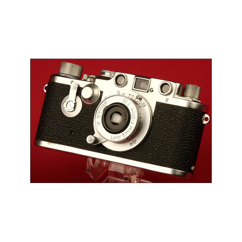 Fantastic Leica Camera Model IIIC converted in IIIF. Ca.1950.