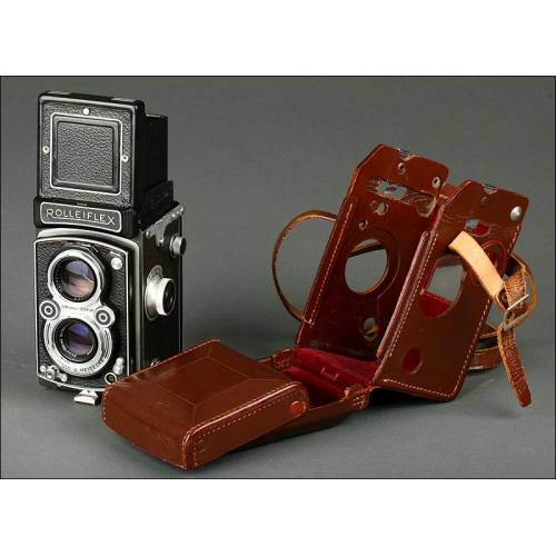 Rolleiflex Camera Model 3,5 A of 1951. Very Well Preserved and Working