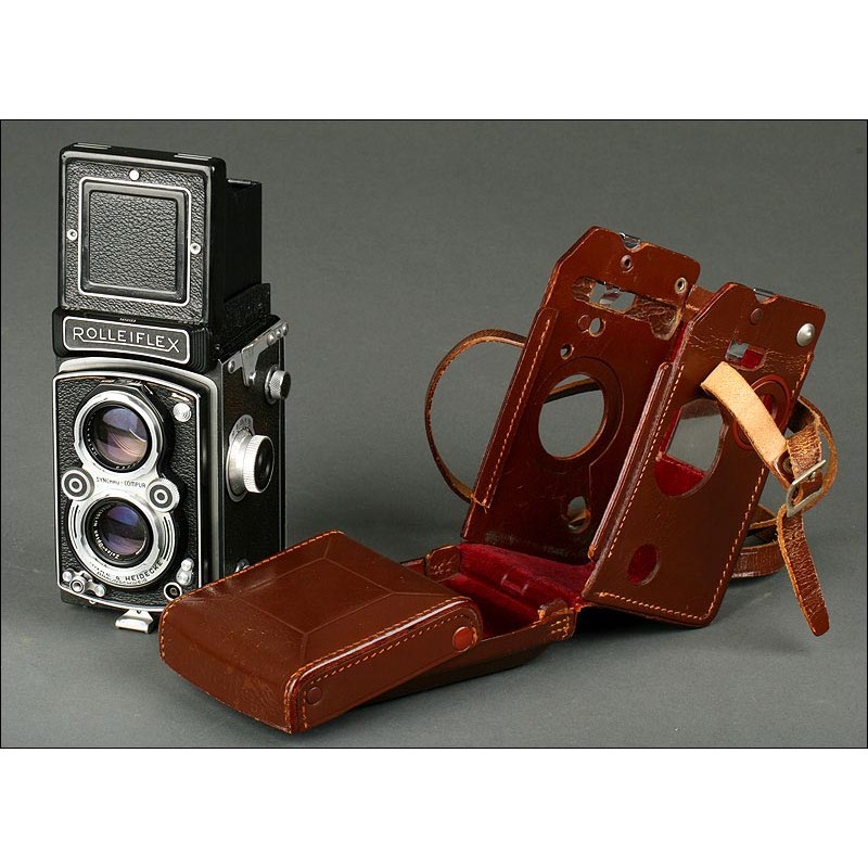 Rolleiflex Camera Model 3,5 A of 1951. Very Well Preserved and Working