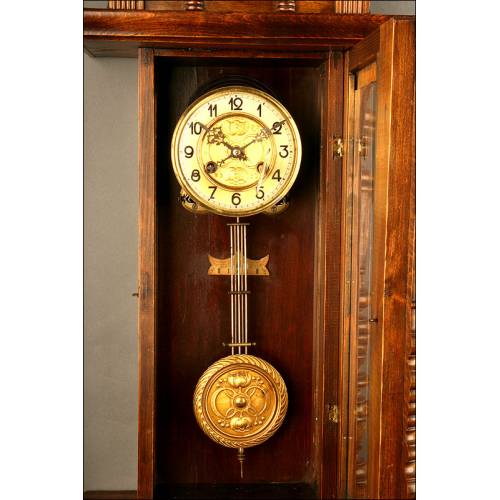 Antique Kienzle Wall Clock. Circa 1.826. Well preserved and