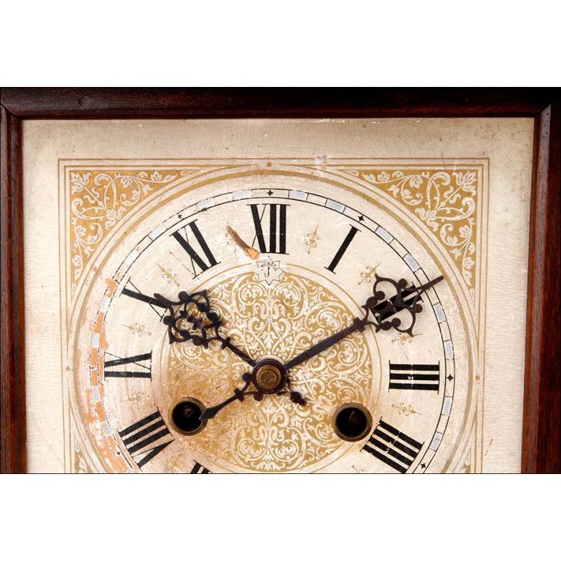 Reloj de sobremesa 38 cm, fabricado en madera maciza nogal