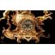 Spectacular Sculptural mantel clock in very good condition. France, XIX Century