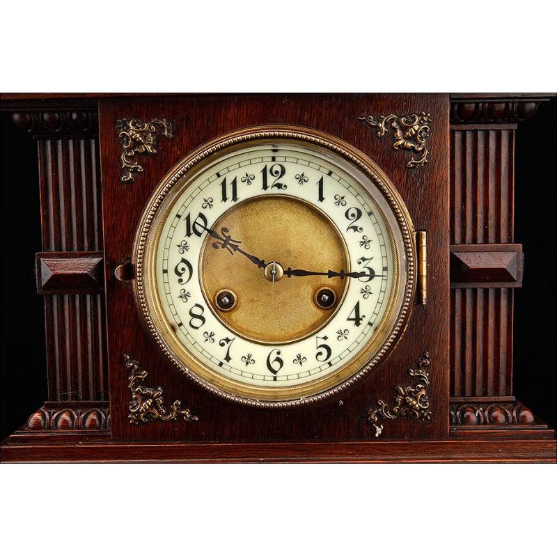 Classic Junghans Mantel Clock from 1910 20. In perfect working order